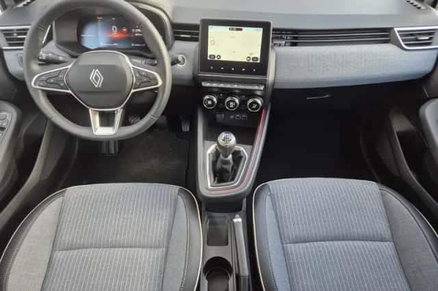 Renault Clio (2025) thumbnail 2
