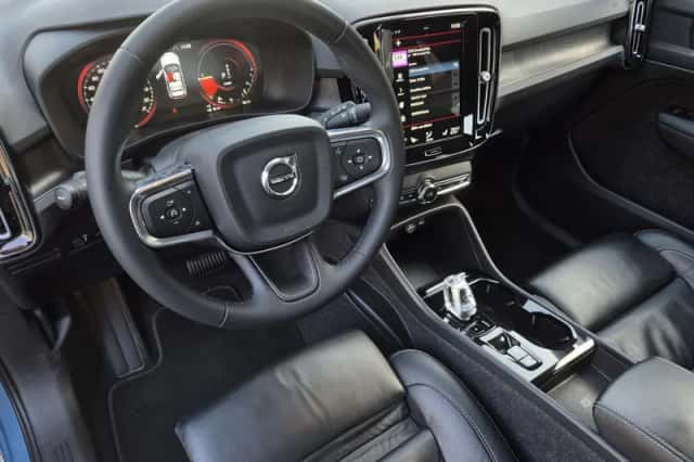 Volvo XC40 (2022) thumbnail 17