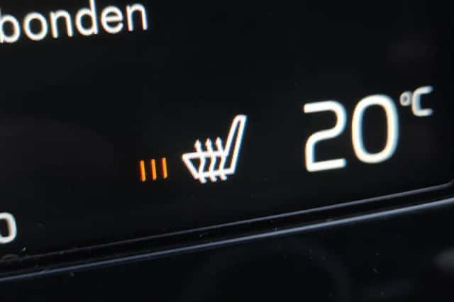 Volvo XC40 (2022) thumbnail 8