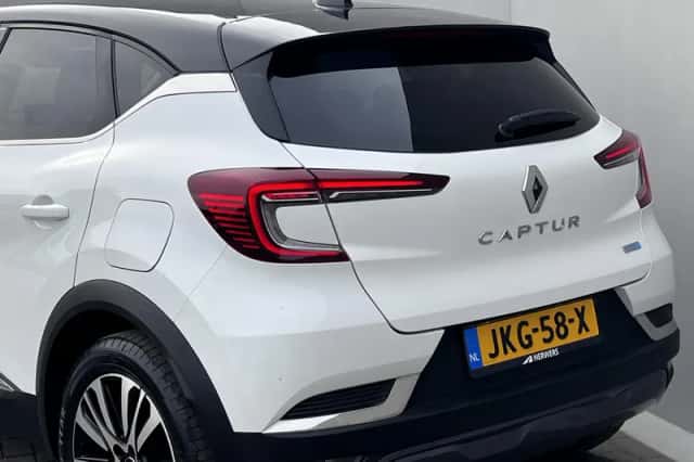 Renault Captur (2021) thumbnail 47