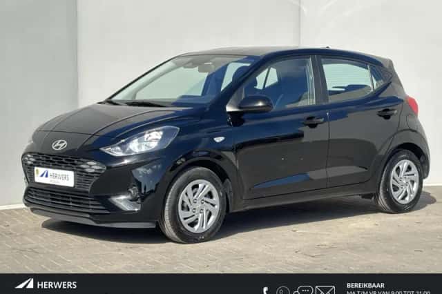 Hyundai i10 (2024) thumbnail 1