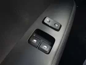 Kia Picanto (2018) thumbnail 16