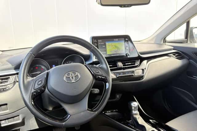 Toyota C-HR (2021) thumbnail 20