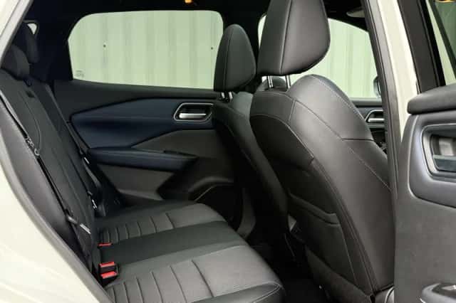Nissan Qashqai (2023) thumbnail 5