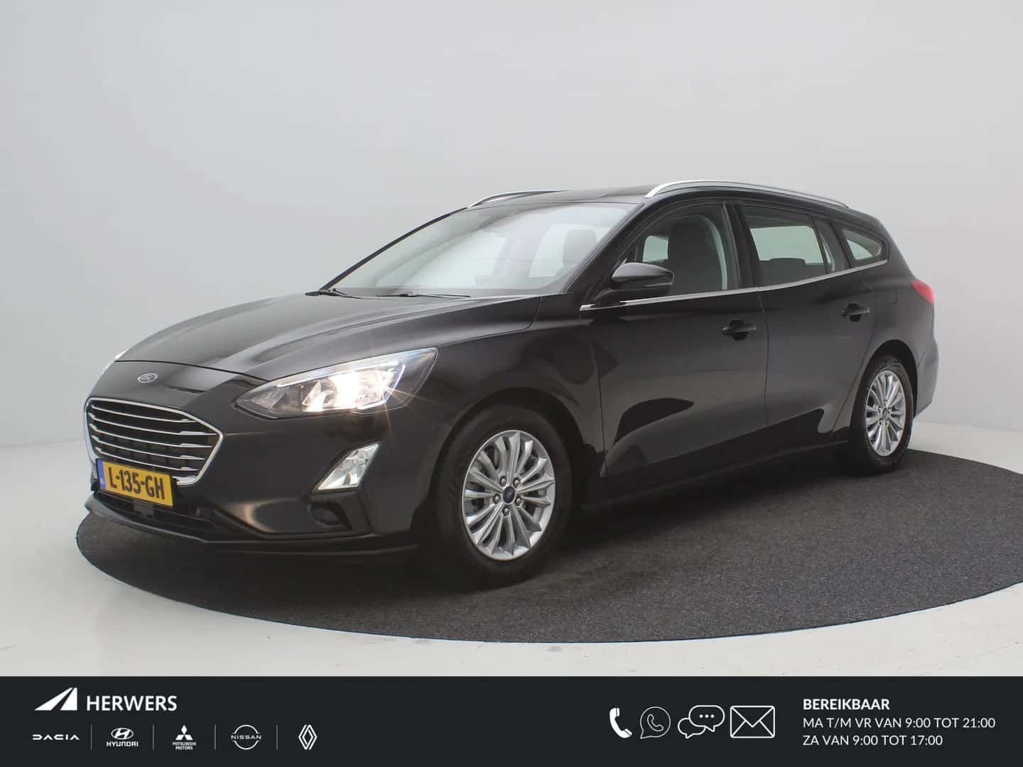Ford Focus (2019) — foto 1