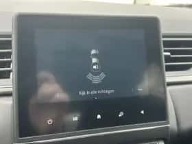 Renault Captur (2021) thumbnail 10