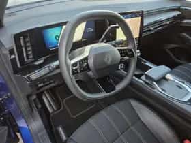 Renault Austral (2024) thumbnail 18
