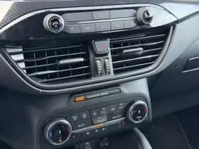Ford Kuga (2024) thumbnail 30