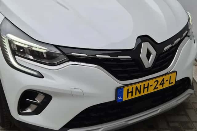 Renault Captur (2024) thumbnail 30