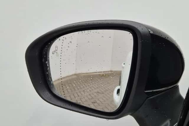 Renault Captur (2024) thumbnail 32