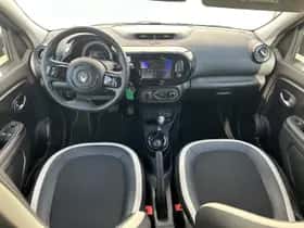 Renault Twingo (2023) thumbnail 2