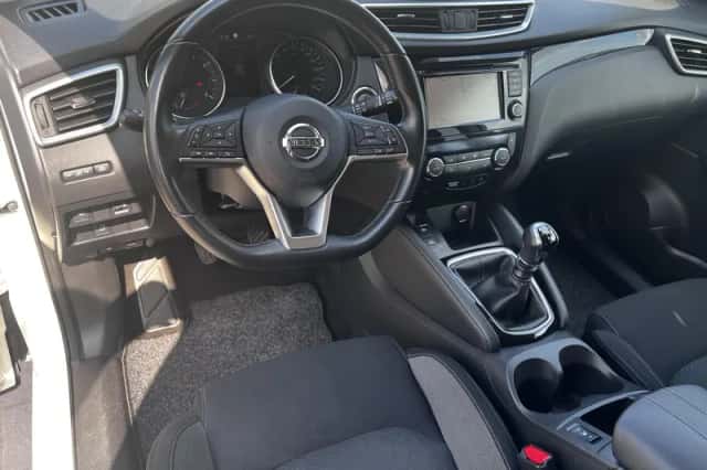 Nissan Qashqai (2021) thumbnail 15
