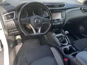Nissan Qashqai (2021) thumbnail 15