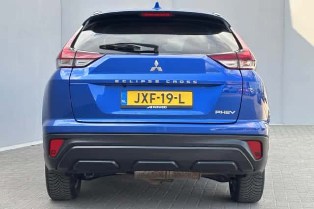 Mitsubishi Eclipse Cross (2022) thumbnail 41