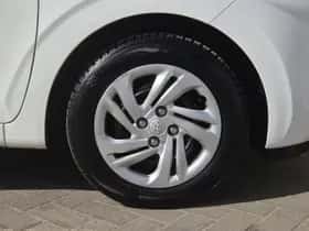 Hyundai i10 (2021) thumbnail 36