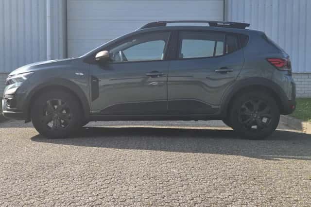 Dacia Sandero Stepway (2025) thumbnail 8
