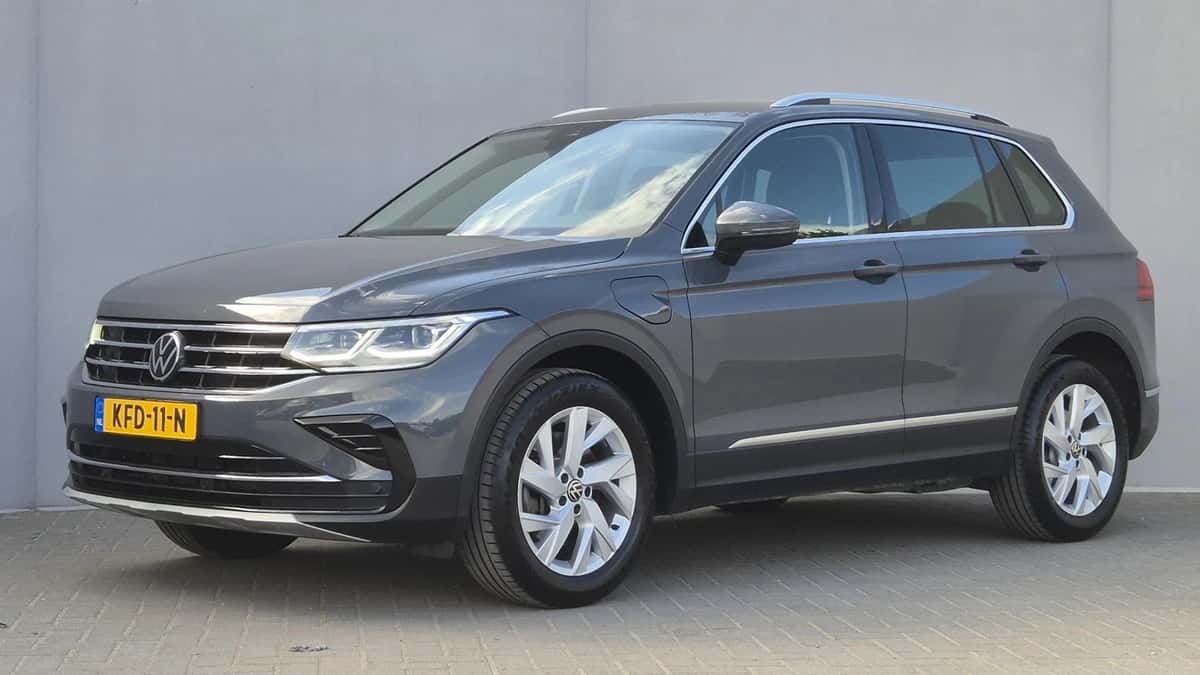 Volkswagen Tiguan (2022) — foto 1