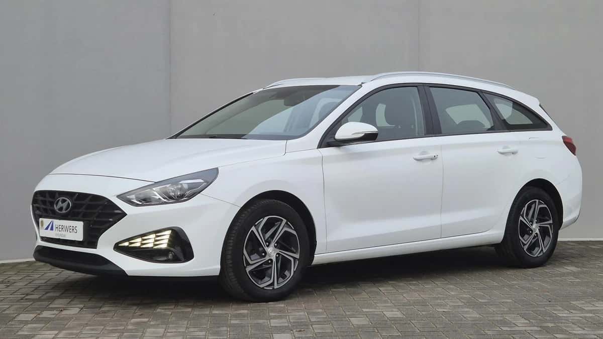 Hyundai i30 (2021) — foto 1