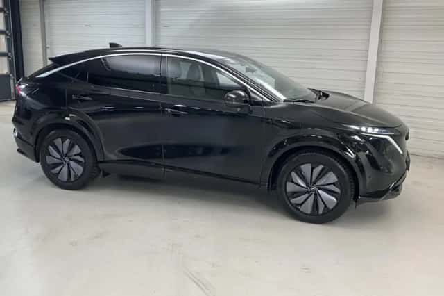 Nissan Ariya (2023) thumbnail 9