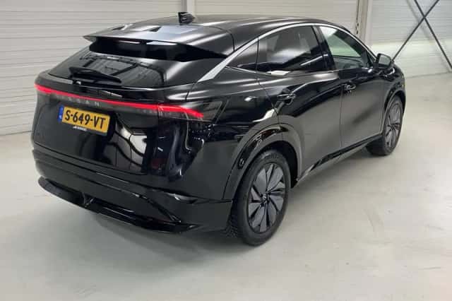 Nissan Ariya (2023) thumbnail 10