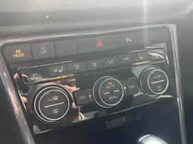 Volkswagen T-Roc (2021) thumbnail 7