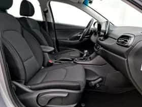 Hyundai i30 (2023) thumbnail 37