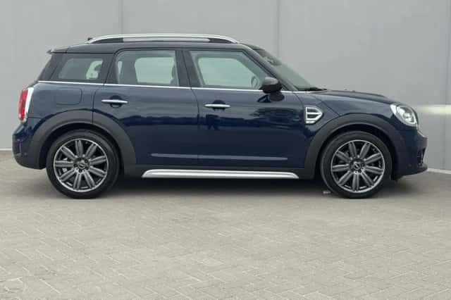 MINI Countryman (2017) thumbnail 10