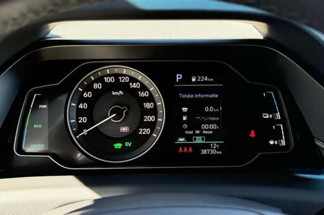 Hyundai Ioniq (2020) thumbnail 18