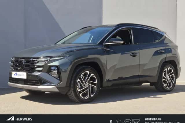 Hyundai Tucson (2024) thumbnail 1