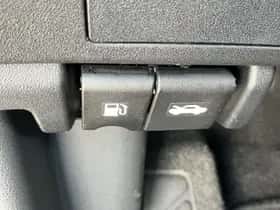 Nissan Qashqai (2010) thumbnail 31