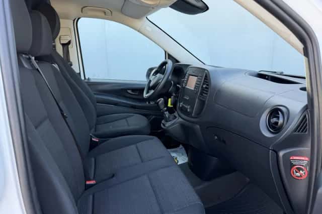 Mercedes-Benz Vito (2019) thumbnail 7