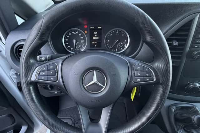 Mercedes-Benz Vito (2019) thumbnail 10