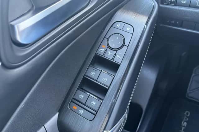 Nissan Qashqai (2023) thumbnail 14