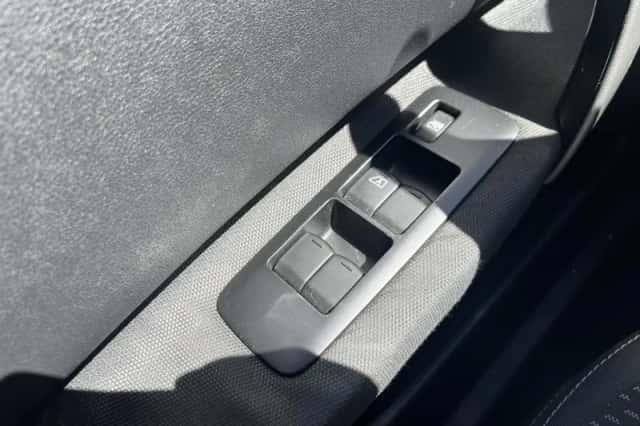 Nissan Qashqai (2008) thumbnail 13