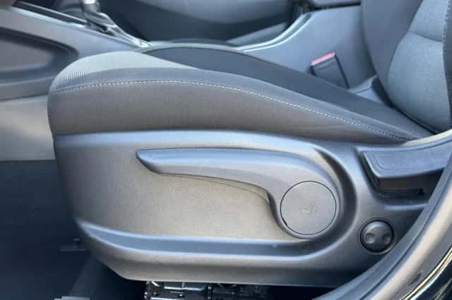 Hyundai Kona (2023) thumbnail 9