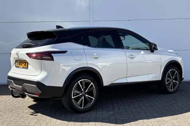 Nissan Qashqai (2023) thumbnail 3