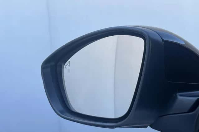 Opel Mokka (2023) thumbnail 36