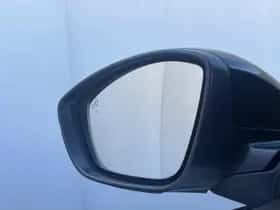 Opel Mokka (2023) thumbnail 39