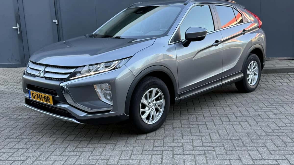 Mitsubishi Eclipse Cross (2019) — foto 1