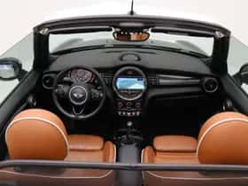 MINI Cabrio (2018) thumbnail 4