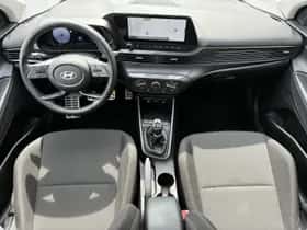 Hyundai Bayon (2025) thumbnail 2
