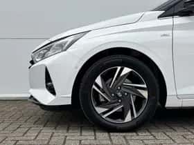 Hyundai i20 (2023) thumbnail 19
