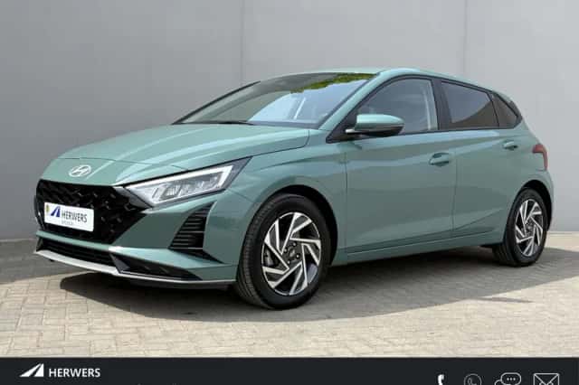 Hyundai i20 (2025) thumbnail 1