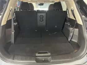 Nissan X-Trail (2018) thumbnail 28