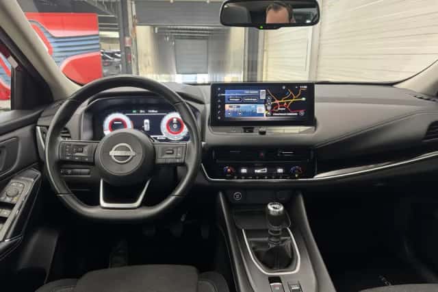 Nissan Qashqai (2023) thumbnail 2