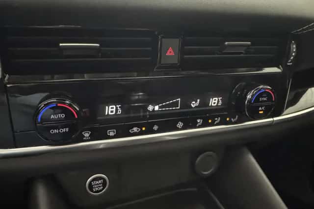 Nissan Qashqai (2023) thumbnail 16