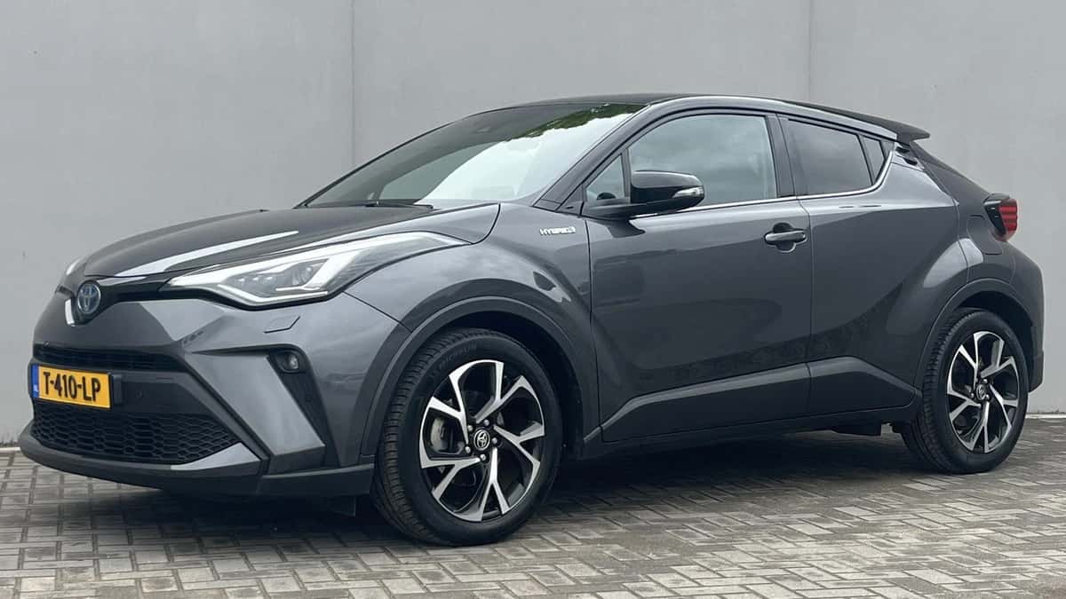 Toyota C-HR (2021) — foto 1