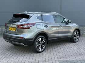 Nissan Qashqai (2021) thumbnail 3