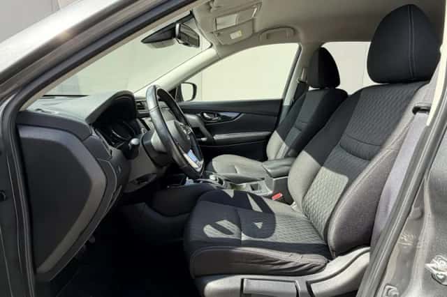 Nissan X-Trail (2019) thumbnail 11