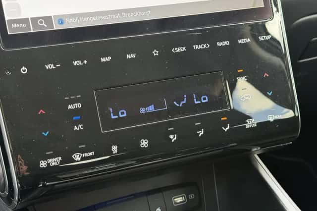 Hyundai Tucson (2023) thumbnail 24